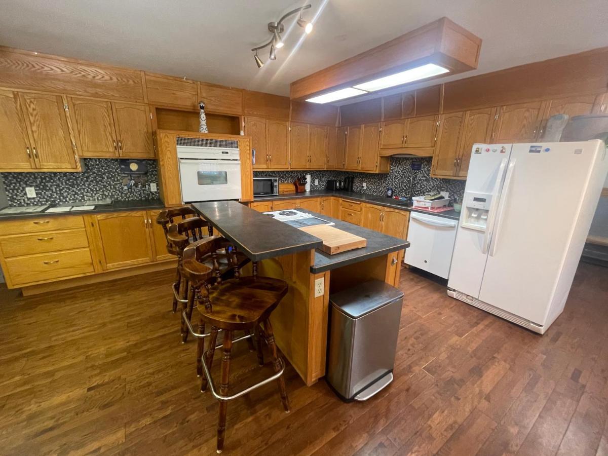 גולדן Blaeberry Valley Vacation Rentals מראה חיצוני תמונה