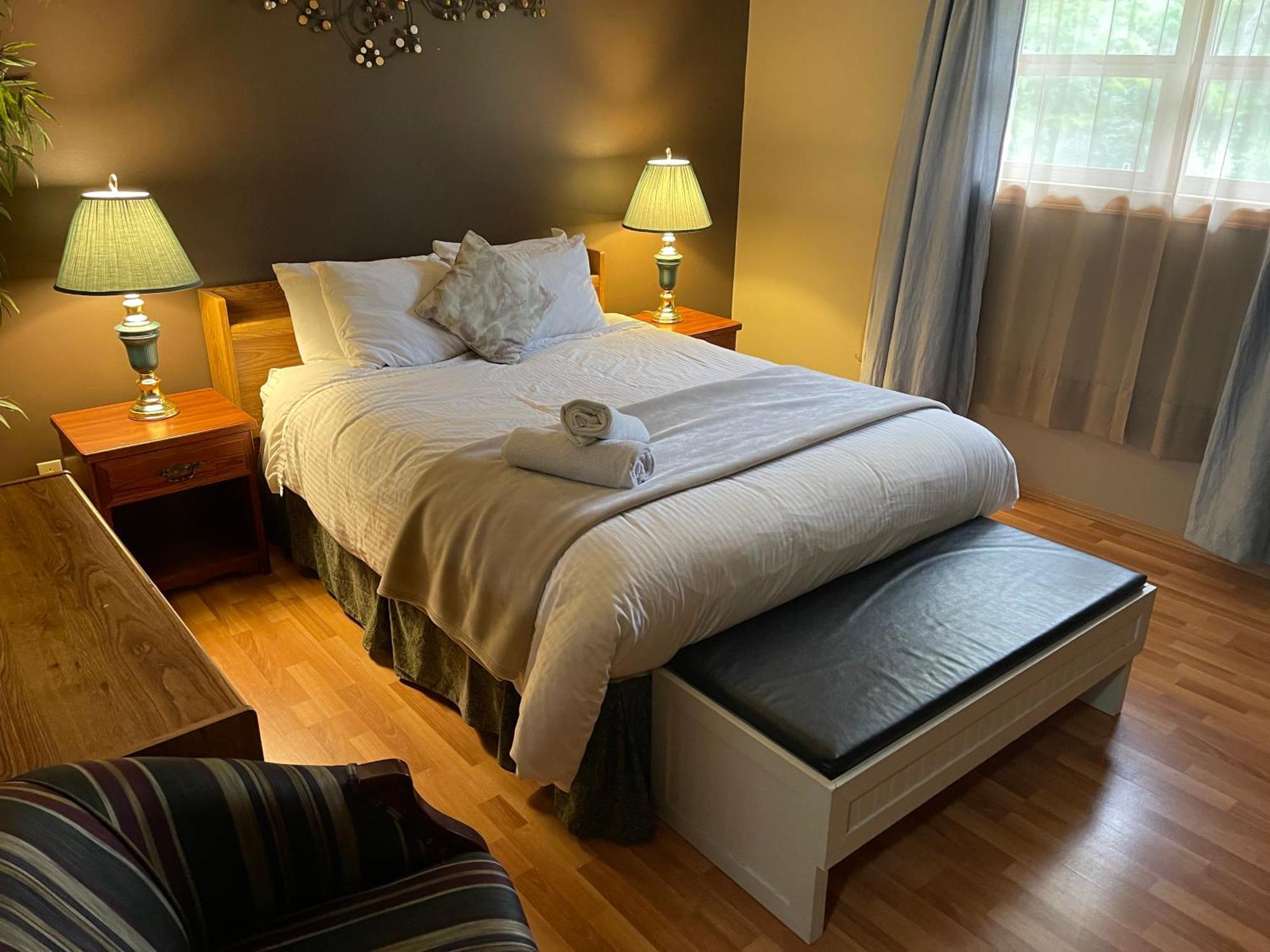 גולדן Blaeberry Valley Vacation Rentals מראה חיצוני תמונה